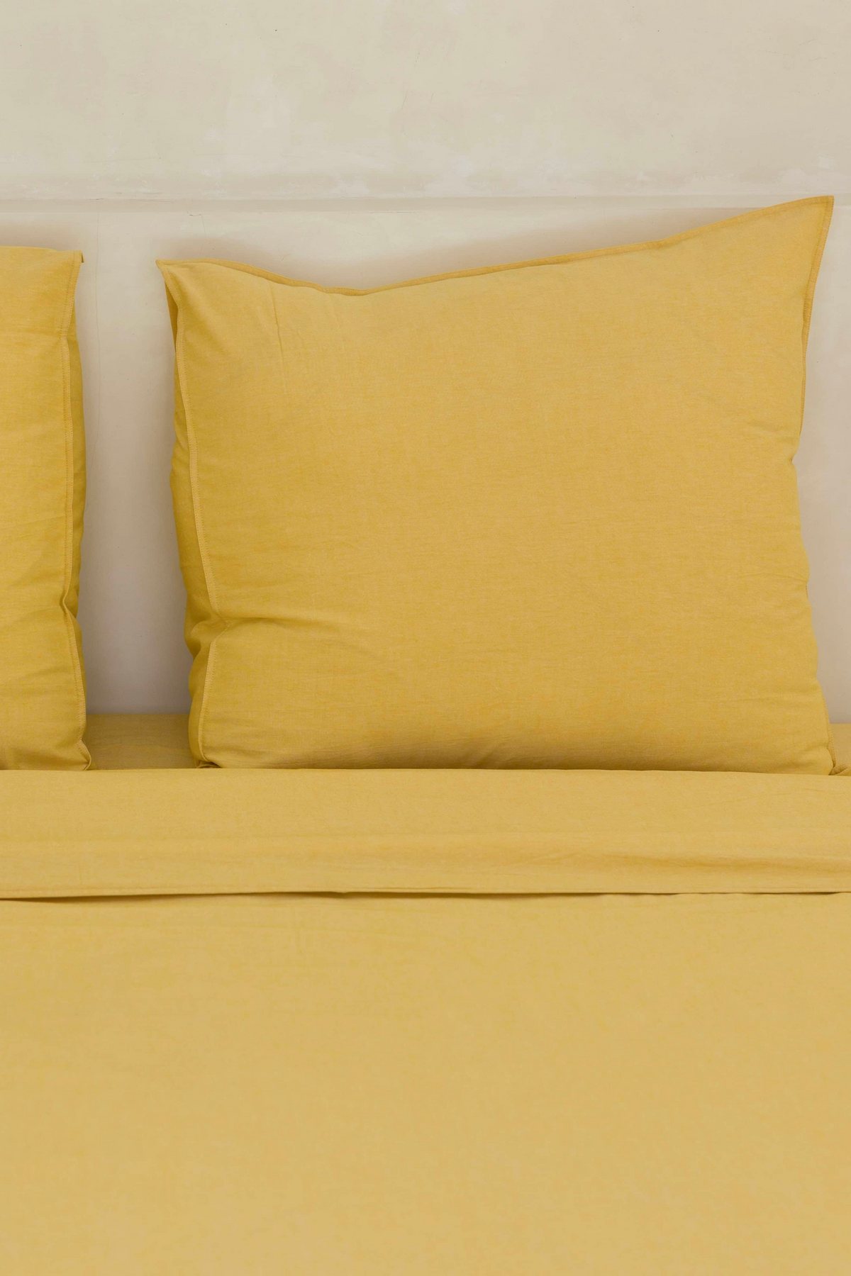 European Pillowcase Pair - Daisy