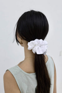 Oversized Scrunchie - White