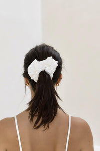 Oversized Scrunchie - White